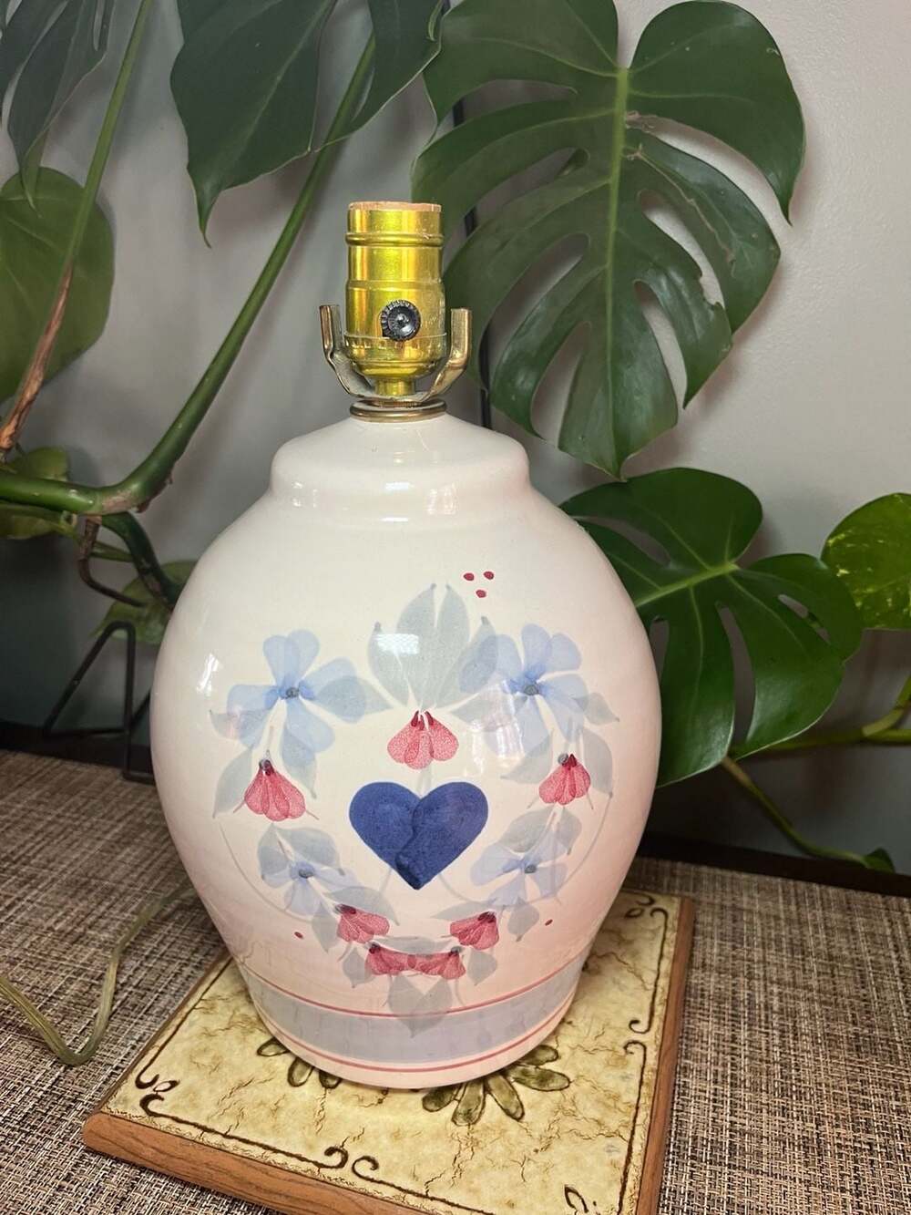 Vintage California Ceramics Heart Folk Hand Painted Cottage Core Cabin Jug Lamp